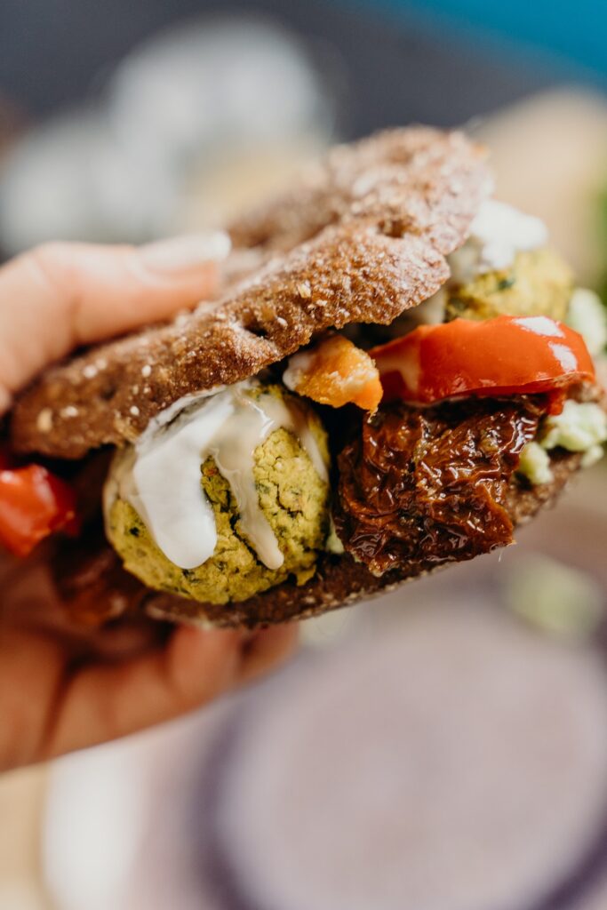 falafel-must try street foods in Paris