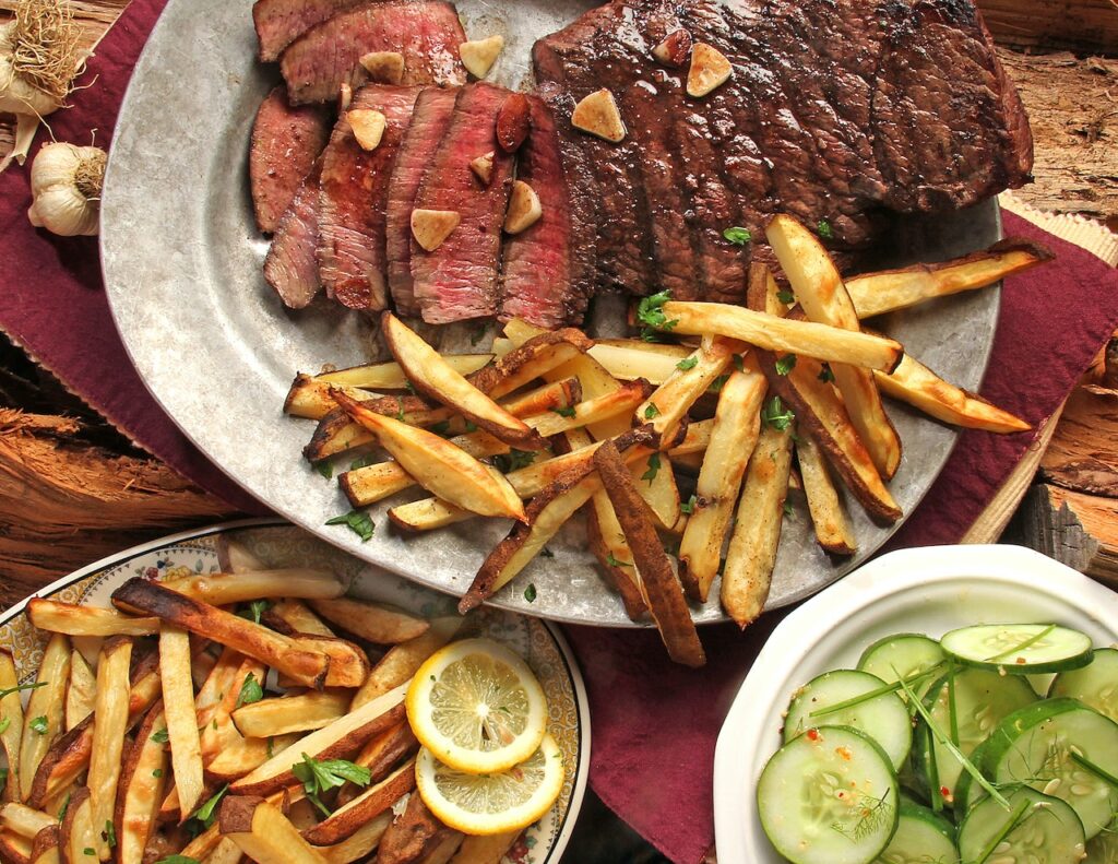 Steak frites-must try street foods in Paris