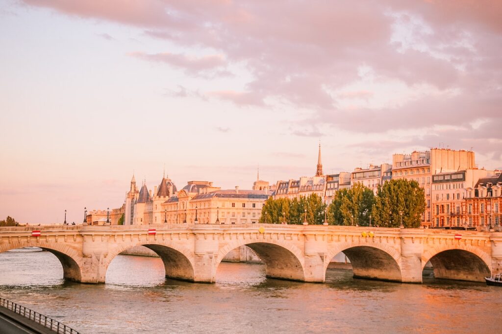 living like a local in France